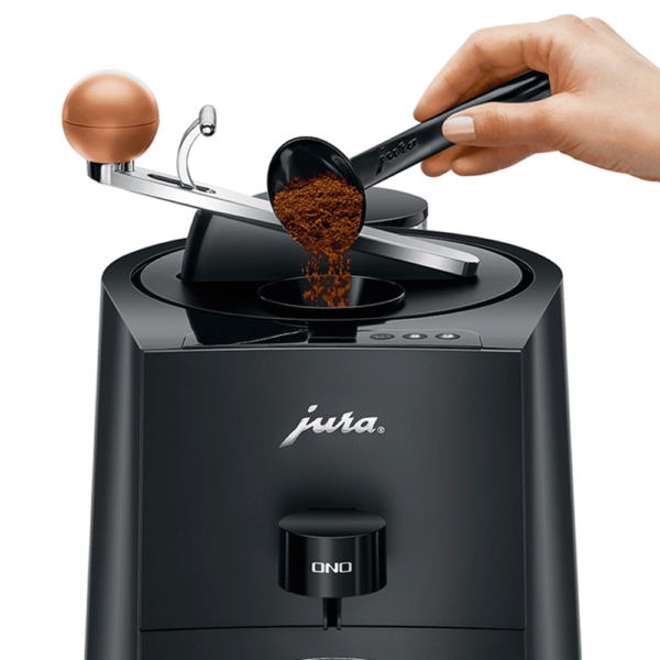 JURA ONO poolautomaatne espressomasin jahvatatud kohviga